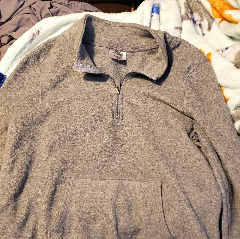 Danskin now girls sweat shirt